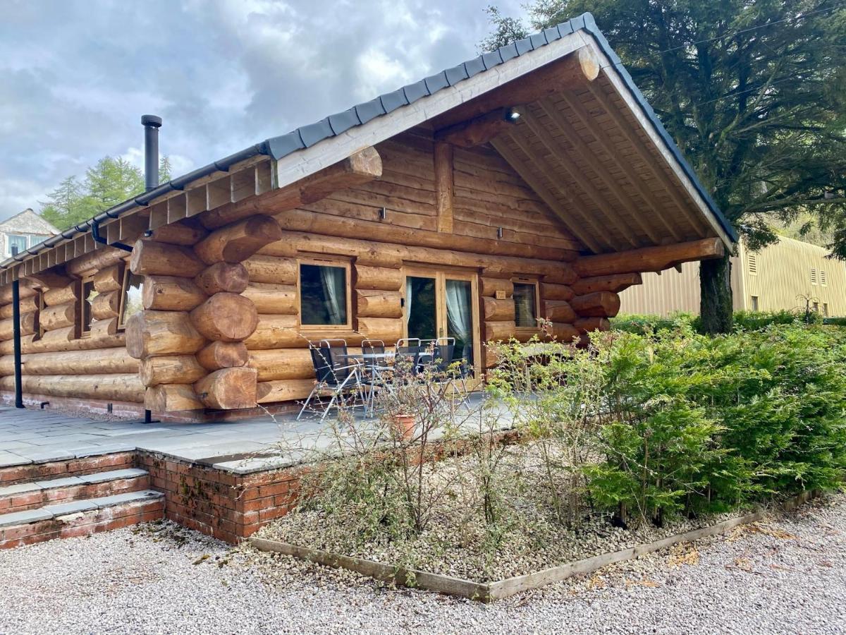 Ewes Water Log Cabins Langholm Extérieur photo