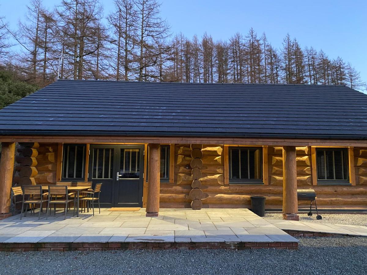 Ewes Water Log Cabins Langholm Extérieur photo
