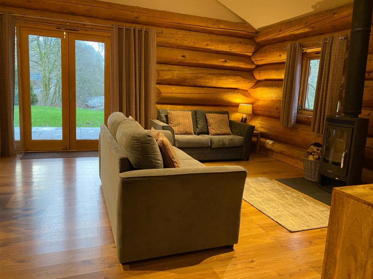 Ewes Water Log Cabins Langholm Extérieur photo