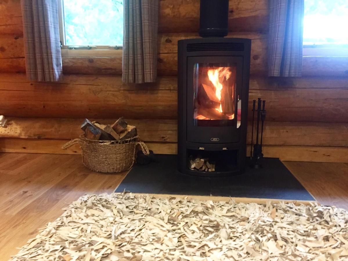 Ewes Water Log Cabins Langholm Extérieur photo